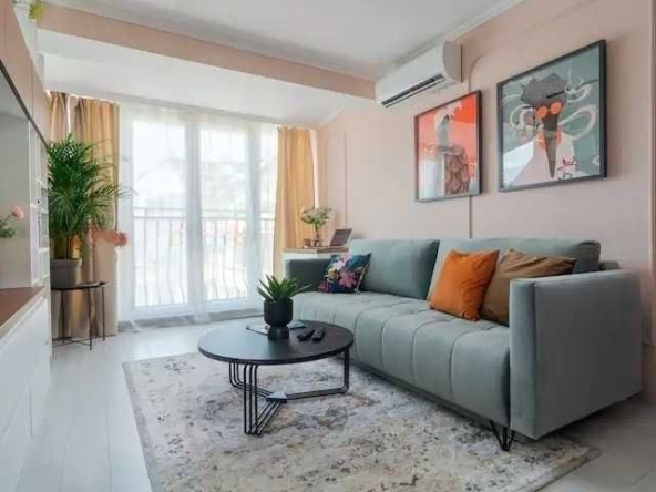 Дава се под наем Двустаен апартамент в София, Хладилника - 65 кв.м за 663 € - Снимка #1