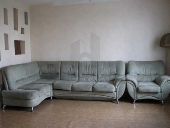 Дава се под наем Тристаен апартамент в Пловдив, Въстанически - 89 кв.м за 510 € - Снимка #1