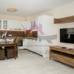 Дава се под наем Тристаен апартамент в Варна, Център - 90 кв.м за 850 € - Снимка #1