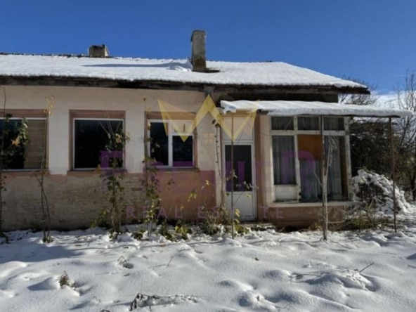 Промишлена сграда в с. Генерал Колево, Област Варна - 200 кв.м за 95 €/кв.м - Снимка #1