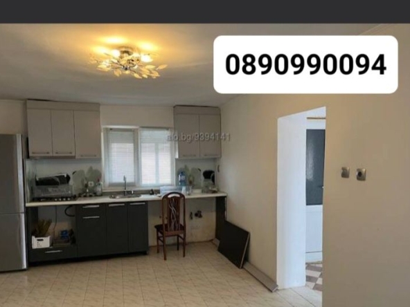 Етаж от къща в Пазарджик, Ябълките - 200 кв.м за 383 €/кв.м - Снимка #1