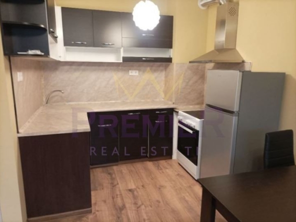 Дава се под наем Двустаен апартамент в Варна, Аспарухово - 59 кв.м за 438.6 € - Снимка #1