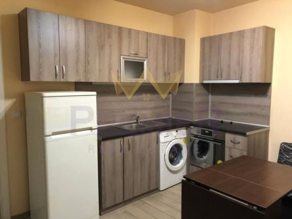 Дава се под наем Двустаен апартамент в Варна, Колхозен пазар - 50 кв.м за 382.5 € - Снимка #1