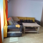 Дава се под наем Тристаен апартамент в Пловдив, Христо Смирненски - 140 кв.м за 500 € - Снимка #1