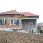 Къща в с. Партизани, Област Варна - 240 кв.м за 292 €/кв.м - Снимка #1