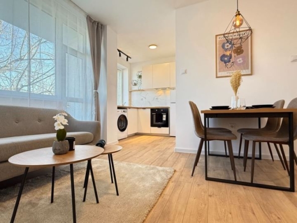 Двустаен апартамент в София, Западен парк - 62 кв.м за 2557 €/кв.м - Снимка #1