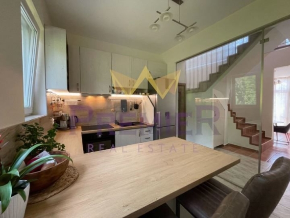 Дава се под наем Къща в Варна, м-т Акчелар - 110 кв.м за 950 € - Снимка #1