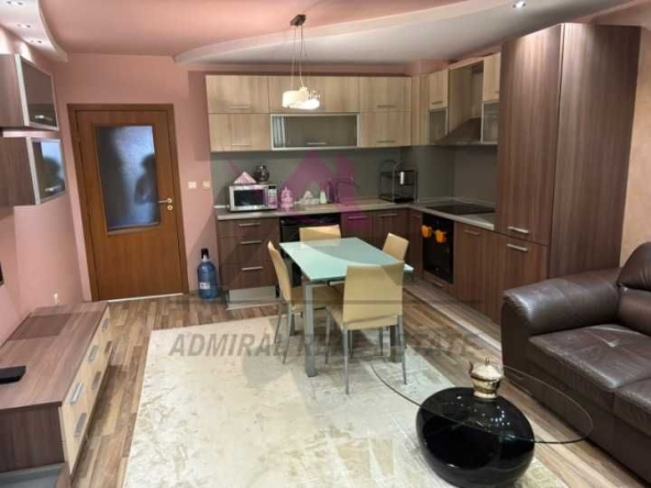 Дава се под наем Двустаен апартамент в Варна, Левски - 89 кв.м за 600 € - Снимка #1