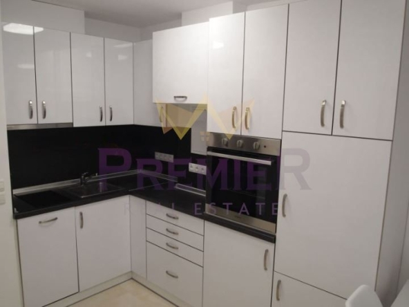 Дава се под наем Едностаен апартамент в Варна, Център - 40 кв.м за 600 € - Снимка #1