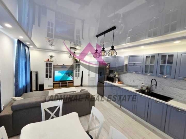 Дава се под наем Тристаен апартамент в Варна, Левски - 80 кв.м за 750 € - Снимка #1