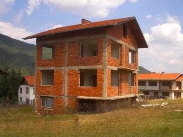 Къща в с. Говедарци, Област София-област - 219 кв.м за 864 €/кв.м - Снимка #1