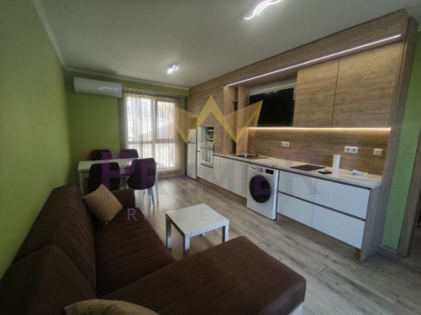 Дава се под наем Двустаен апартамент в Варна, Победа - 60 кв.м за 600 € - Снимка #1