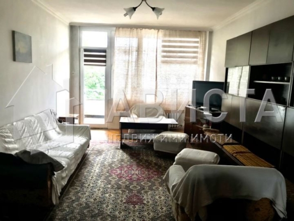 Дава се под наем Тристаен апартамент в София, Хиподрума - 87 кв.м за 600 € - Снимка #1