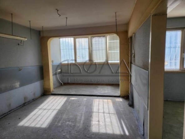 Тристаен апартамент в София, Модерно предградие - 91 кв.м за 979 €/кв.м - Снимка #1