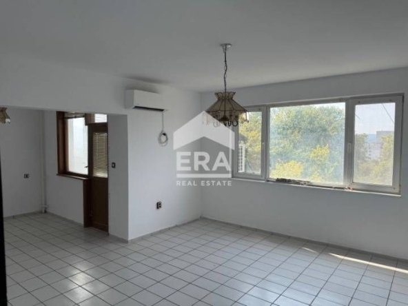 Тристаен апартамент в Варна, Младост 1 - 109 кв.м за 2092 €/кв.м - Снимка #1