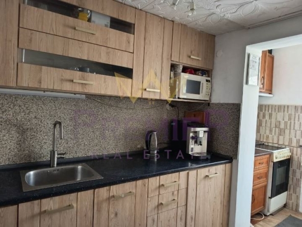 Двустаен апартамент в Бургас, Възраждане - 45 кв.м за 2556 €/кв.м - Снимка #1