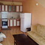 Дава се под наем Двустаен апартамент в Пловдив, Южен - 56 кв.м за 306 € - Снимка #1