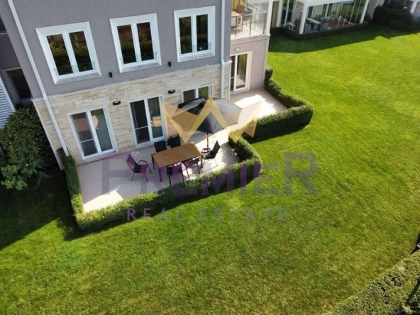 Дава се под наем Тристаен апартамент в Варна, Аспарухово - 105 кв.м за 849 € - Снимка #1