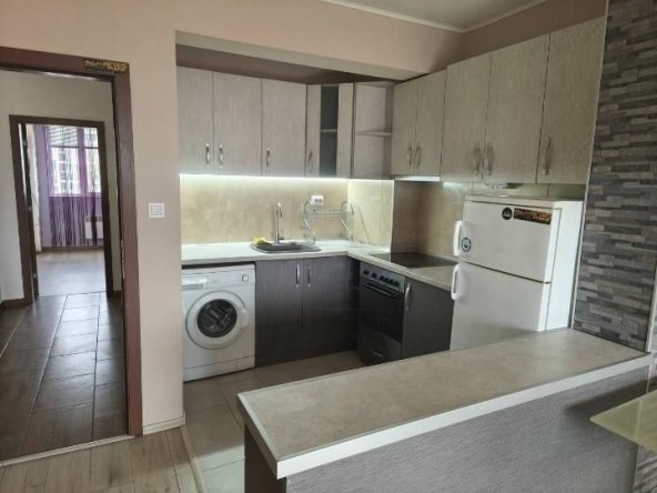 Дава се под наем Двустаен апартамент в Пловдив, Тракия - 72 кв.м за 383 € - Снимка #1