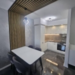 Дава се под наем Двустаен апартамент в Пловдив, Център - 76 кв.м за 700 € - Снимка #1