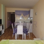 Дава се под наем Едностаен апартамент в к.к. Св.Св. Константин и Елена - 38 кв.м за 350 € - Снимка #1