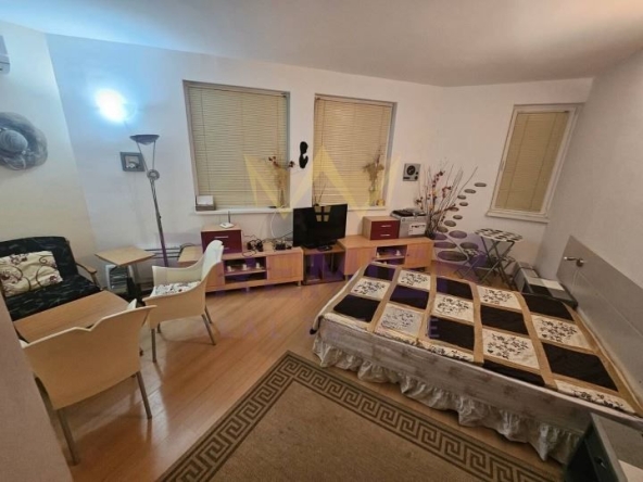 Двустаен апартамент в к.к. Слънчев бряг - 50 кв.м за 1140 €/кв.м - Снимка #1