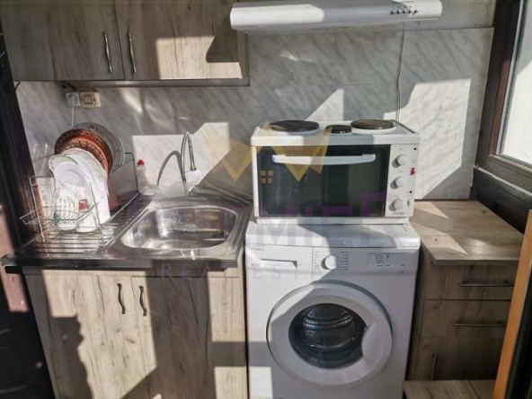 Дава се под наем Двустаен апартамент в к.к. Св.Св. Константин и Елена - 65 кв.м за 500 € - Снимка #1