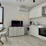 Дава се под наем Двустаен апартамент в Варна, Колхозен пазар - 72 кв.м за 484.5 € - Снимка #1