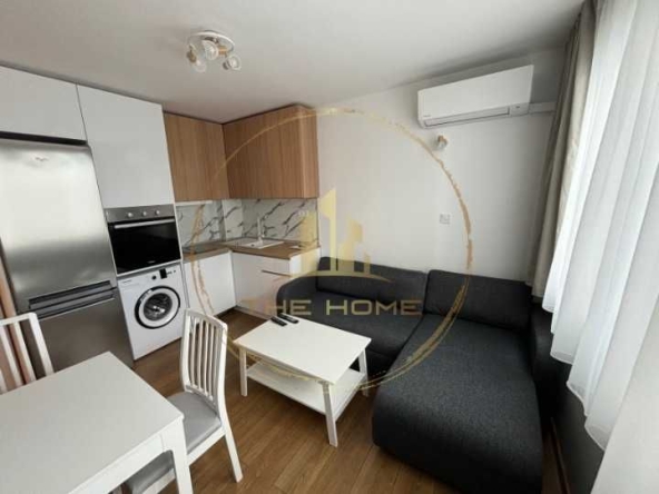 Дава се под наем Тристаен апартамент в Варна, Зимно кино Тракия - 60 кв.м за 511 € - Снимка #1