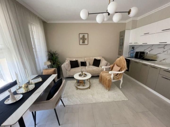 Дава се под наем Двустаен апартамент в Пловдив, Христо Смирненски - 75 кв.м за 548.25 € - Снимка #1