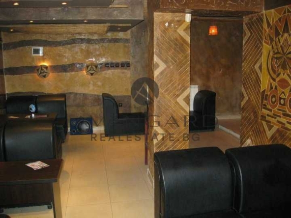 Заведение в Пловдив, Кършияка - 91 кв.м за 645 €/кв.м - Снимка #1