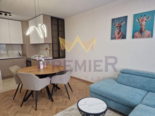 Дава се под наем Двустаен апартамент в Варна, Победа - 63 кв.м за 648.21 € - Снимка #1