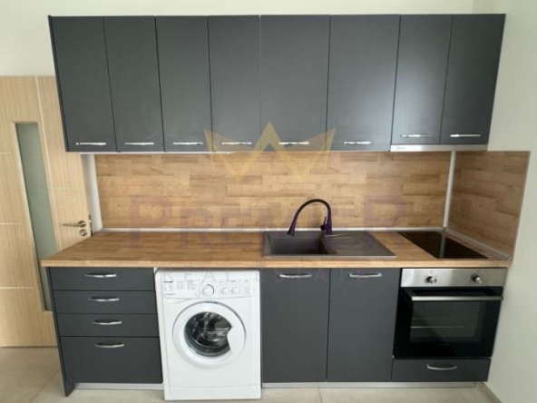 Дава се под наем Тристаен апартамент в Варна, Кайсиева градина - 75 кв.м за 560 € - Снимка #1