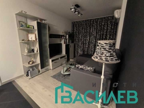 Тристаен апартамент в София, Център - 88 кв.м за 1391 €/кв.м - Снимка #1