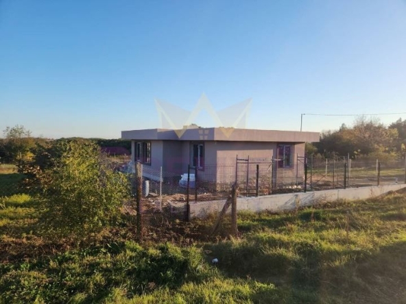 Къща в с. Горица, Област Варна - 130 кв.м за 663 €/кв.м - Снимка #1