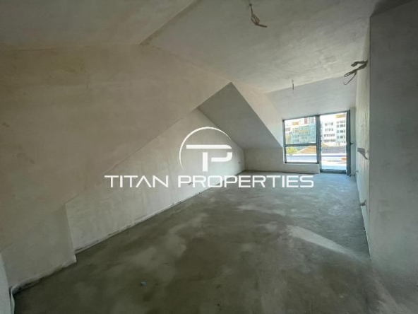 Тристаен апартамент в Варна, Левски - 145 кв.м за 893 €/кв.м - Снимка #1