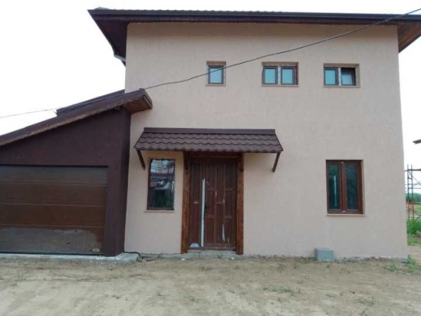 Къща в Стамболийски - 240 кв.м за 510 €/кв.м - Снимка #1