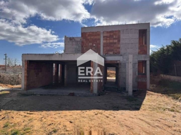 Къща в с. Близнаци, Област Варна - 389 кв.м за 379 €/кв.м - Снимка #1