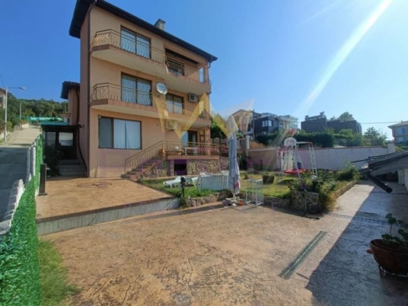 Къща в Свети Влас - 320 кв.м за 463 €/кв.м - Снимка #1