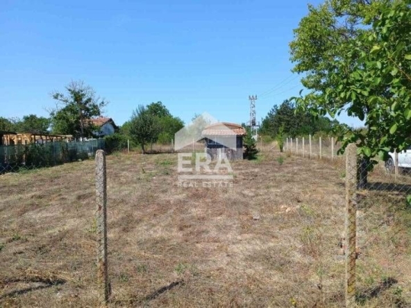 Парцел в с. Осеново, Област Варна - 705 кв.м за 24 €/кв.м - Снимка #1