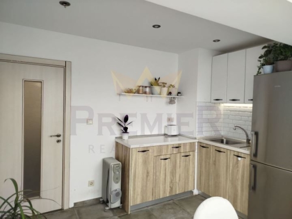 Тристаен апартамент в Варна, Левски - 68 кв.м за 1196 €/кв.м - Снимка #1