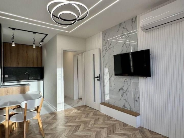 Дава се под наем Двустаен апартамент в Пловдив, Христо Смирненски - 65 кв.м за 628.32 € - Снимка #1