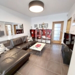 Дава се под наем Тристаен апартамент в София, Център - 81 кв.м за 850 € - Снимка #1