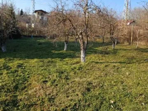 Парцел в Добрич, Градска болница - 2300 кв.м за 4 €/кв.м - Снимка #1