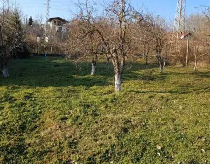 Парцел в Добрич, Градска болница - 2300 кв.м за 4 €/кв.м - Снимка #1