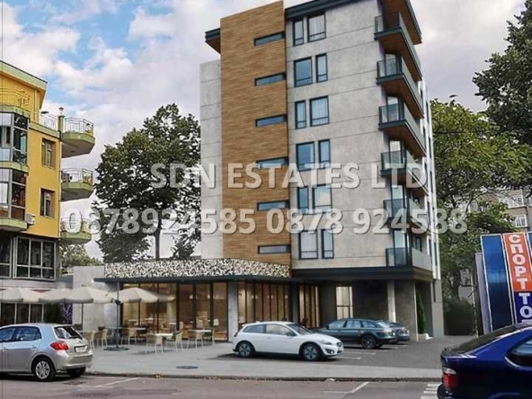 Тристаен апартамент в Казанлък - 114 кв.м за 969 €/кв.м - Снимка #1