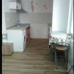 Дава се под наем Едностаен апартамент в Габрово, Младост - 40 кв.м за 193.8 € - Снимка #1