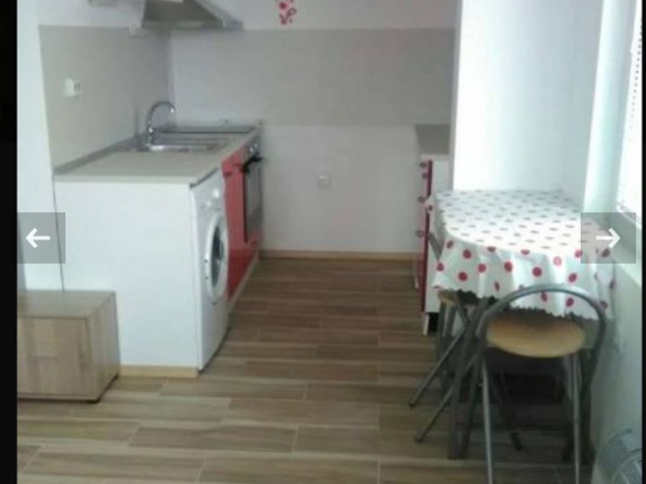 Дава се под наем Едностаен апартамент в Габрово, Младост - 40 кв.м за 193.8 € - Снимка #1