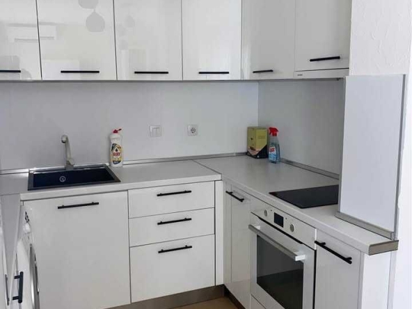 Двустаен апартамент в София, Дружба 2 - 65 кв.м за 1177 €/кв.м - Снимка #1