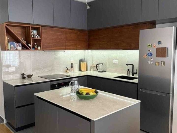 Дава се под наем Двустаен апартамент в Бургас, Център - 60 кв.м за 219.3 € - Снимка #1